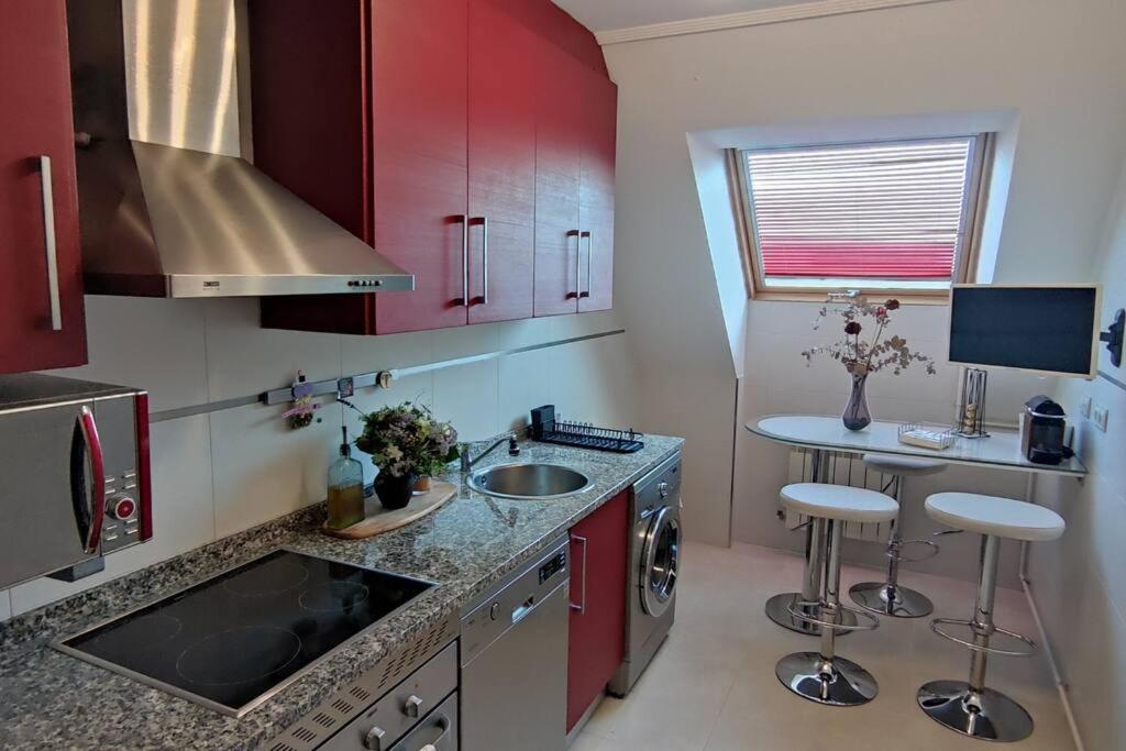 شقة Atico Mirador Del Naranco, Parking Gratuito, Wifi, Zona Residencial اوفيدو المظهر الخارجي الصورة